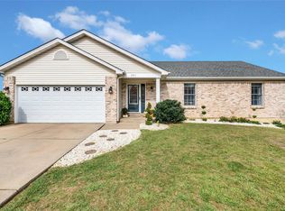 3817 Bedford Pointe Dr, Wentzville, MO 63385