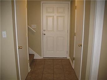 5th image of 5323 NW 83rd Pl