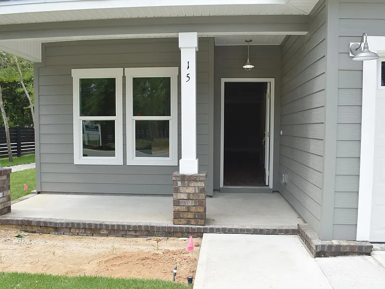 15 Oakfield Dr — Photo 4