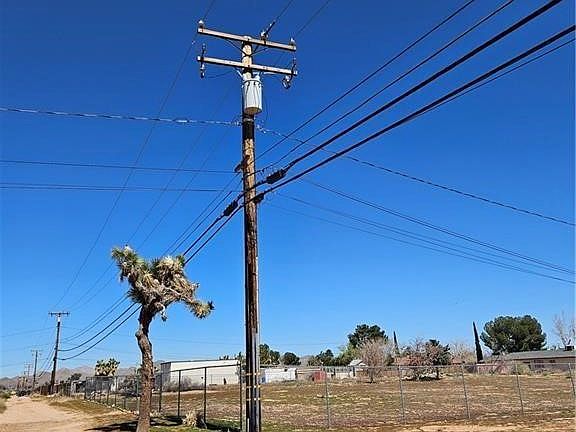 4th image of 0 Highway 18 #327
