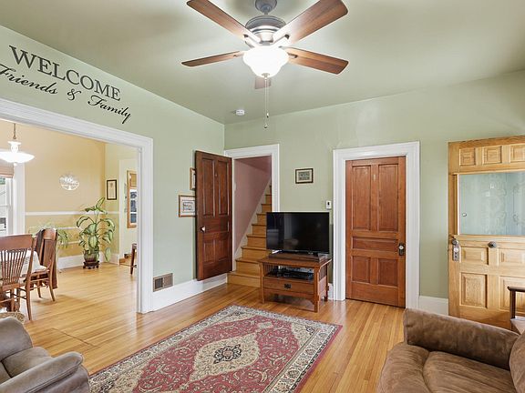 4th image of 312 Perry St