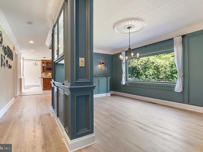 15729 Holly Grove Rd — Photo 35