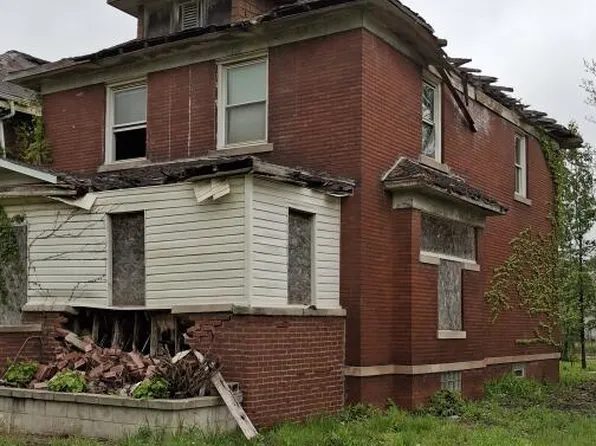 747 Van Buren St, Gary, IN 46402