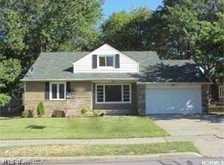 20201 Delaware Dr, Euclid, OH 44117