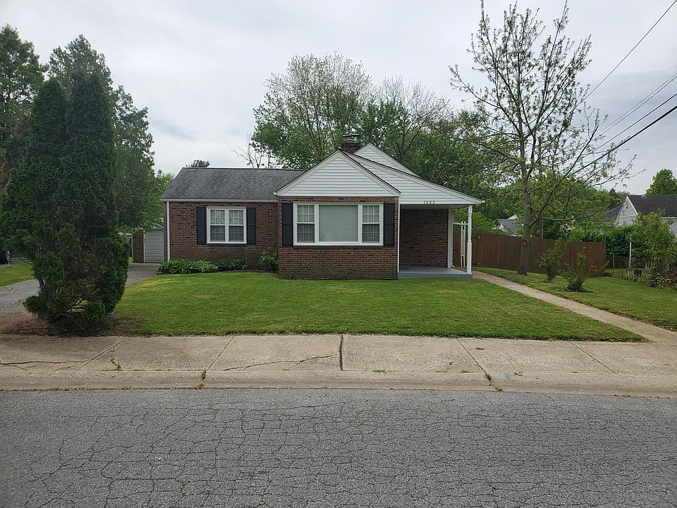 1222 Field Rd
