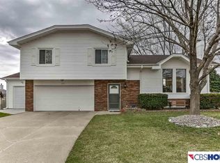 6311 S 93rd Cir, Omaha, NE 68127