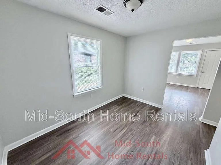 1199 Tunstall St — Photo 9