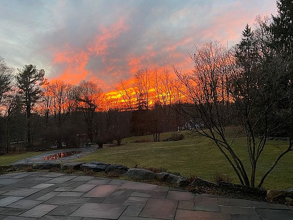 Rear sunset /western views