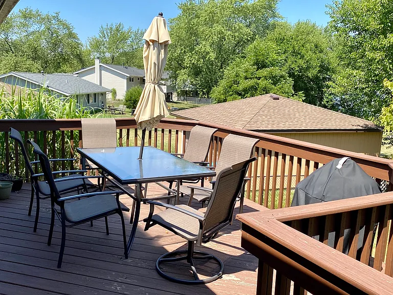 716 Kemah Ln — Photo 18