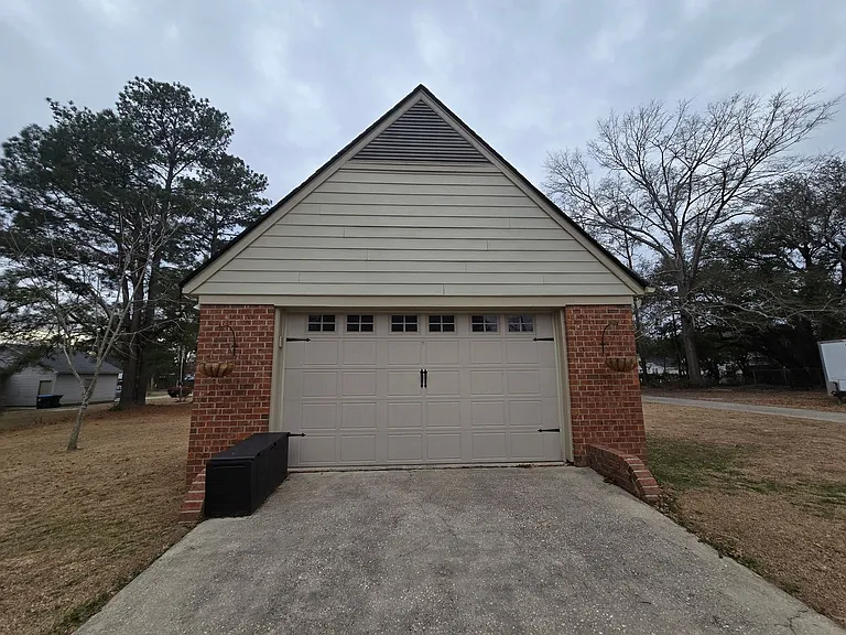 409 N Fulton St — Photo 38