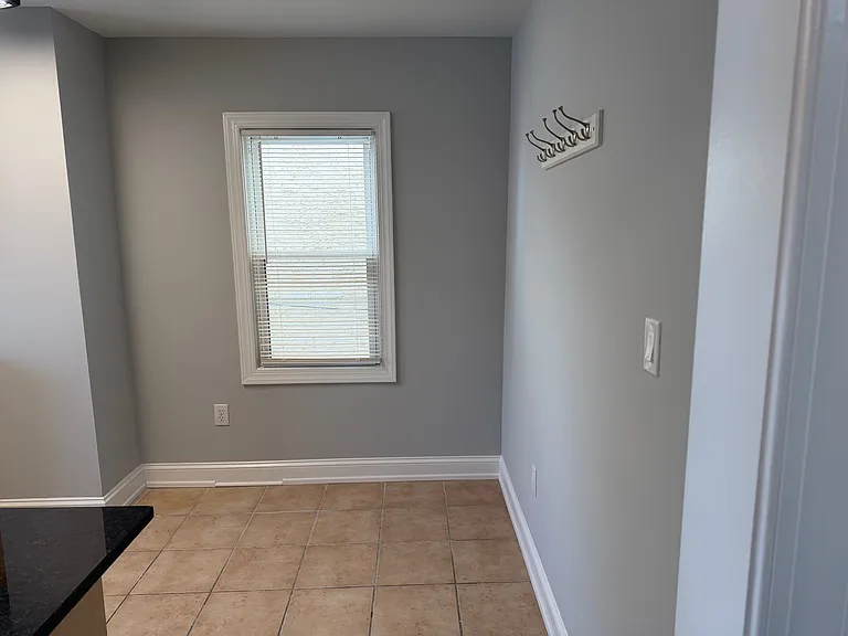 9 Cedar Ave — Photo 7