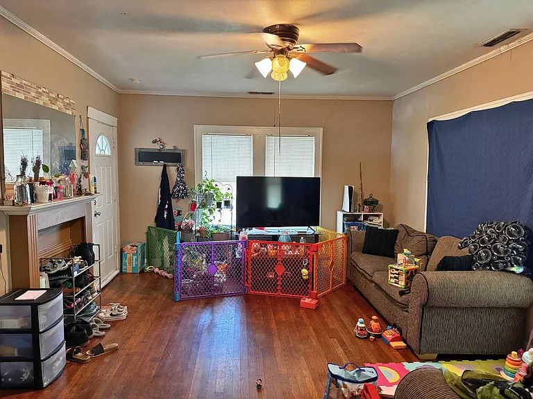 3100 Cumberland Ave — Photo 4