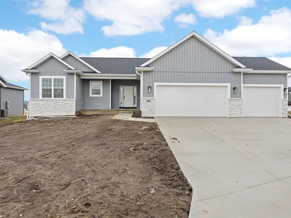 840 Longbow Ct, Marion, IA 52302