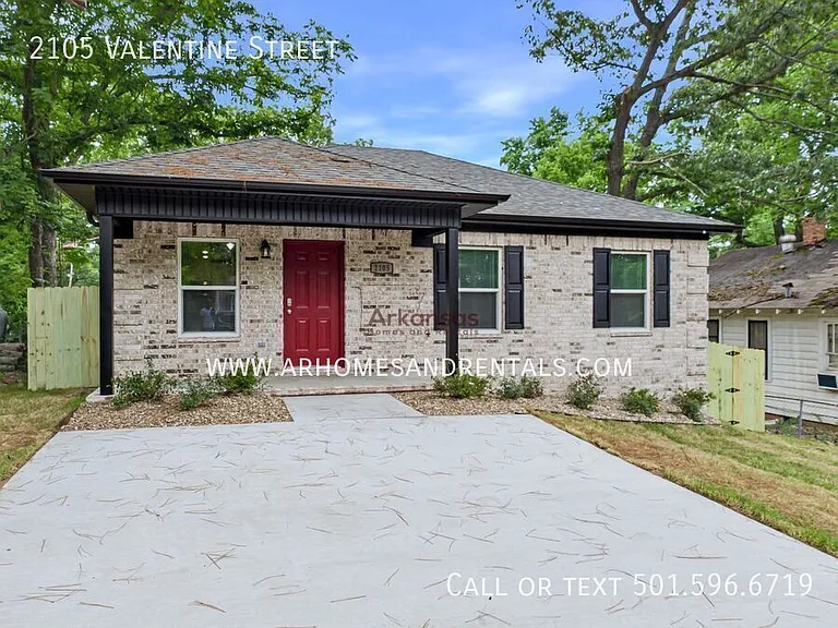 2105 S Valentine St — Photo 1