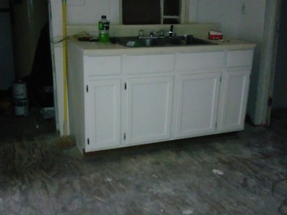 4th image of 327 Hortman Ave