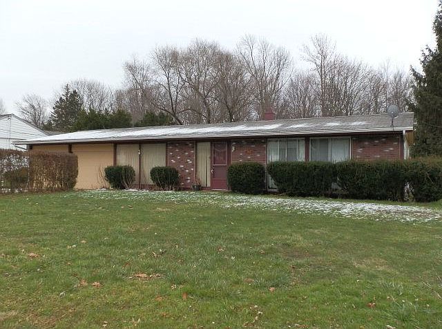 1st image of 552 Cole Dr