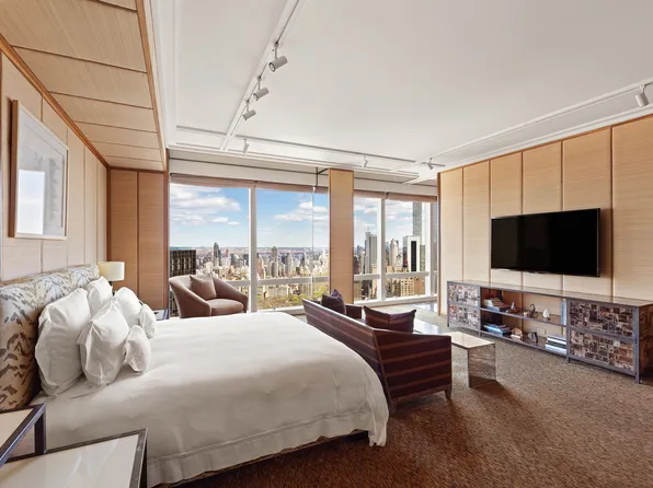 80 Columbus Circle 71AB image 3 of 4