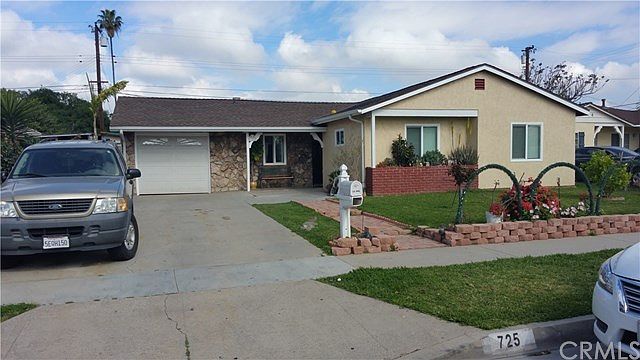 1st image of 725 Cabana Ave