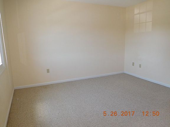 5th image of 1428 River Dr