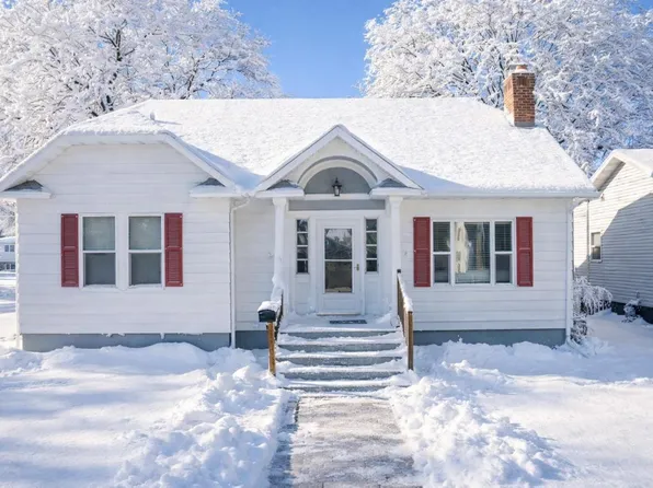 846 University Ave W, Minot, ND 58703