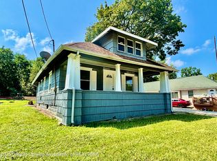 328 E Cavanaugh Rd, Lansing, MI 48910