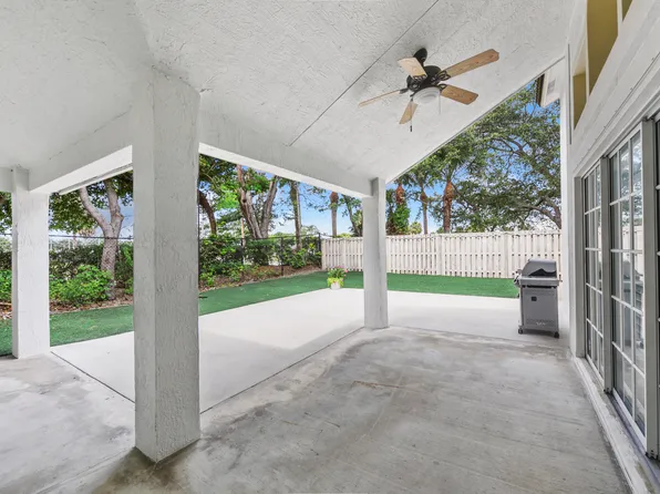 230 Lone Pine Drive, Palm Beach Gardens, FL 33410