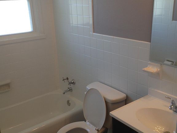 5th image of 1160 Edna Dr