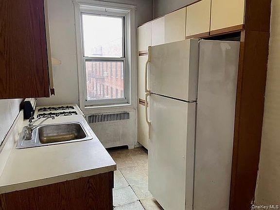 5th image of 41-16 47th Ave #6F