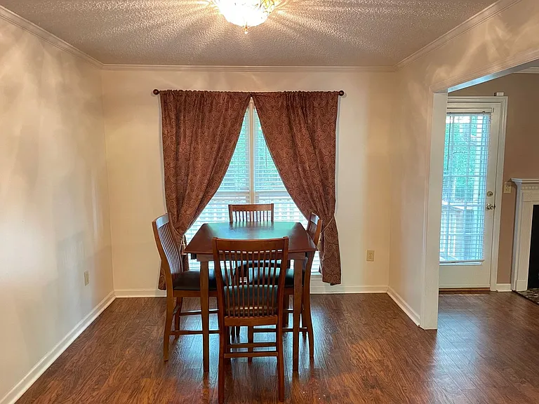 300 Pebble Creek Dr — Photo 8