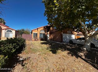 1715 E Norberry St, Lancaster, CA 93535
