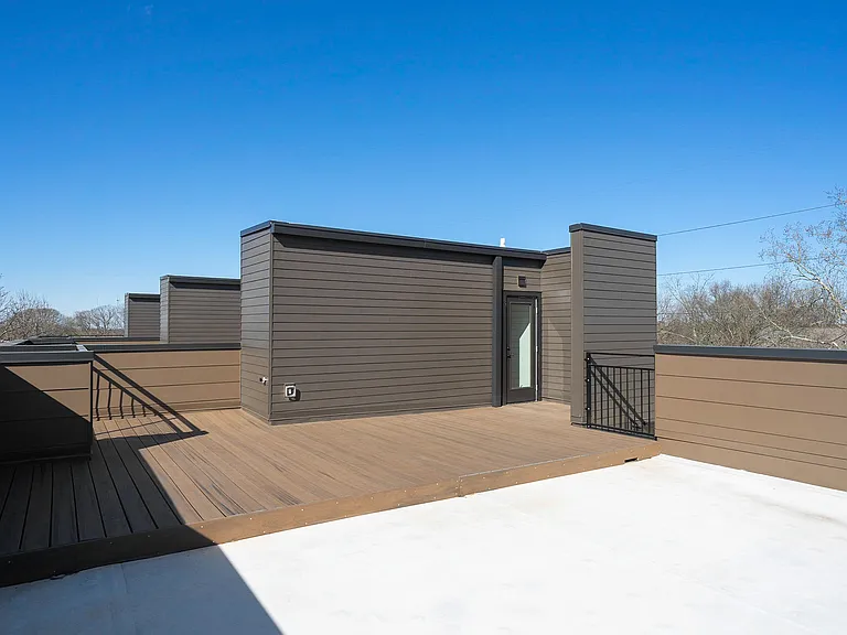 1322 Lafrance St NE #B — Photo 45