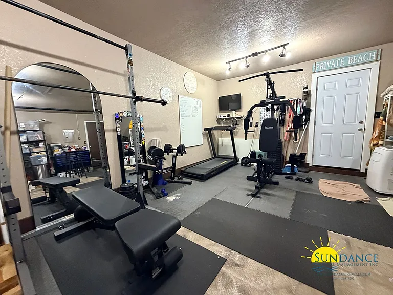 541 E Timberlake Dr — Photo 31