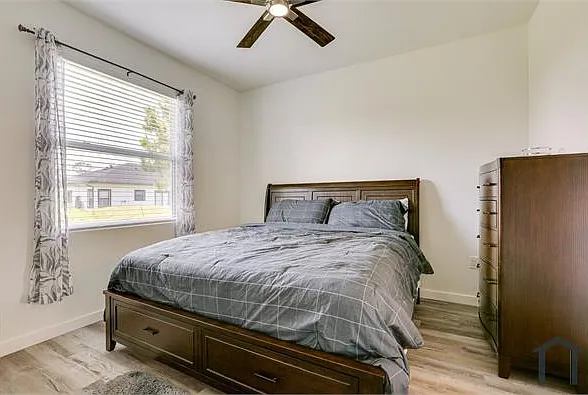 3 bed, 1175 sqft, $3,700 — Photo 1