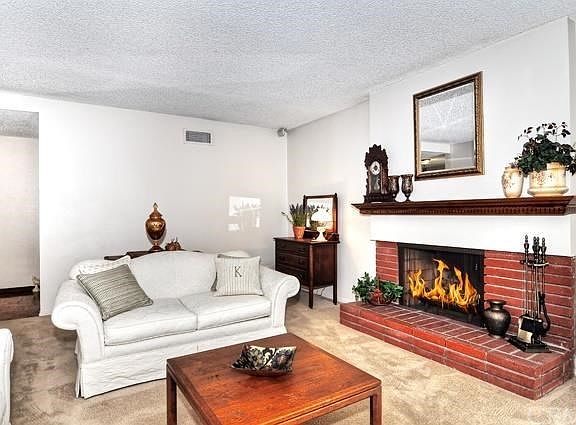 Bose speakers included