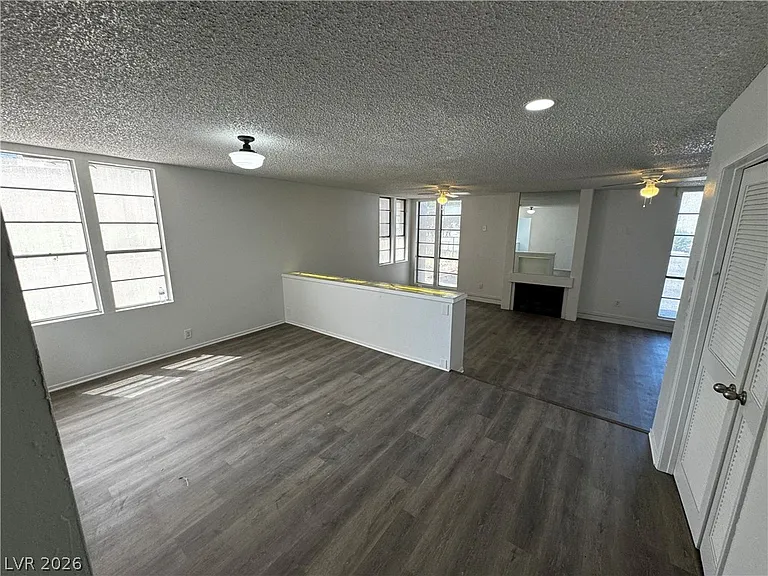 3336 Sylvia St #A — Photo 5