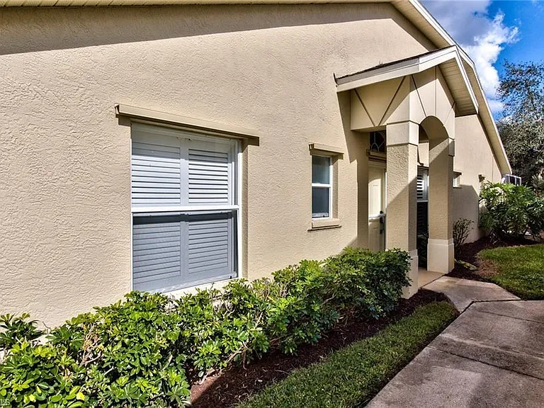 8207 Ibis Cove Cir #S — Photo 27