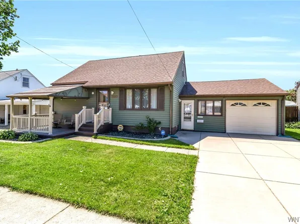 122 Currier Ave, Sloan, NY 14212
