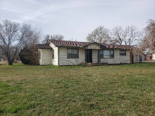 1170 Grand Ave, Nash, OK 73761