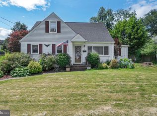 60 Ridgley St, Mount Holly, NJ 08060