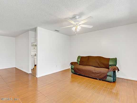 2nd image of 2635 Grampian Dr W