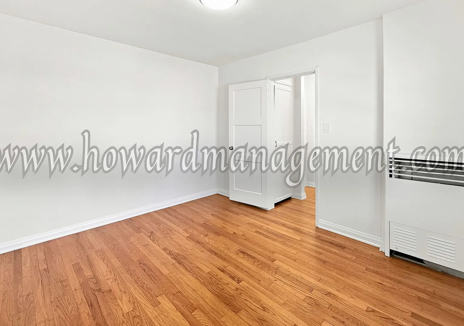 11941-11945 Washington — Photo 4