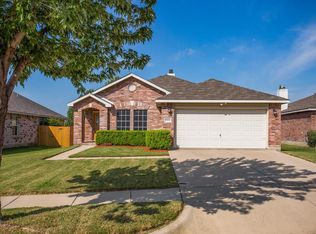 6508 Longleaf Ln, Denton, TX 76210