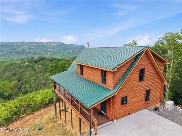 2266 Lone Ridge Dr, Sevierville, TN 37862