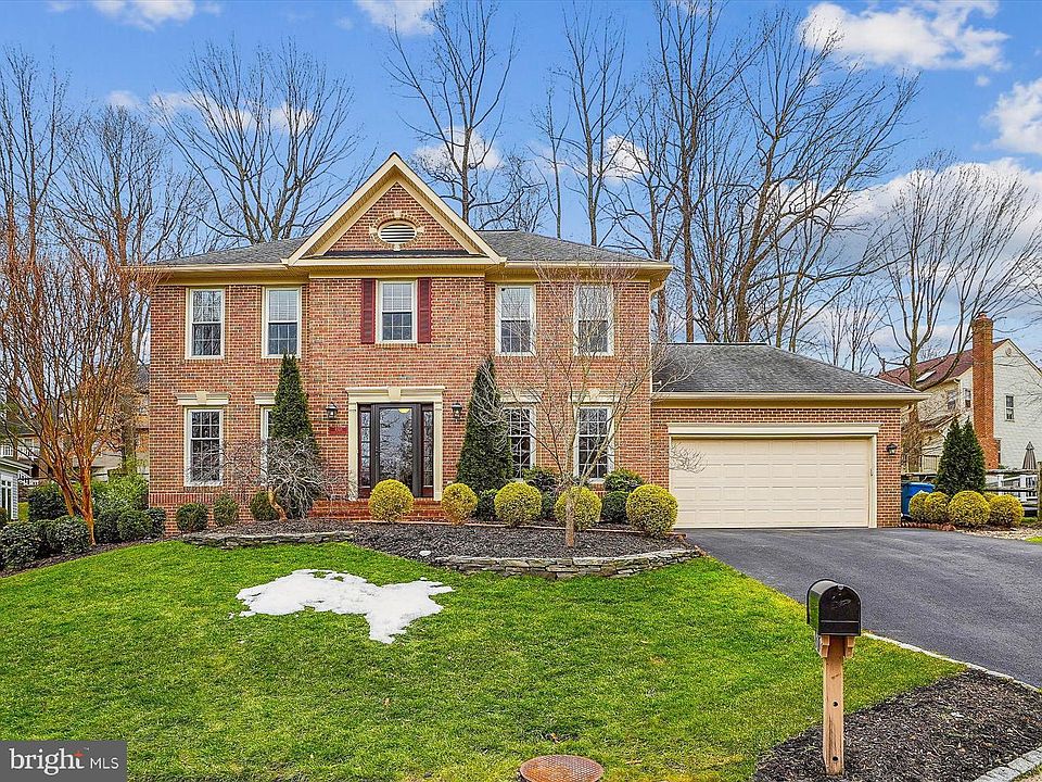 1st image of 9305 Silvercreek Ct