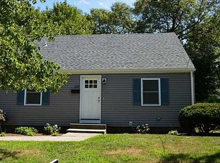 110 Ewing Rd, North Kingstown, RI 02852