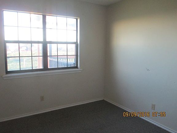 3rd image of 5649 E Goldenrod Dr
