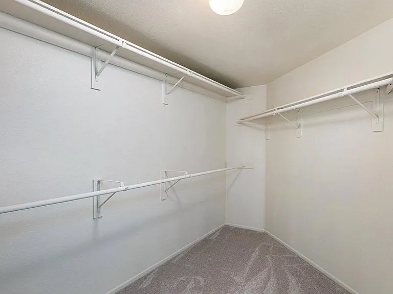 86 Beekman Pl — Photo 23