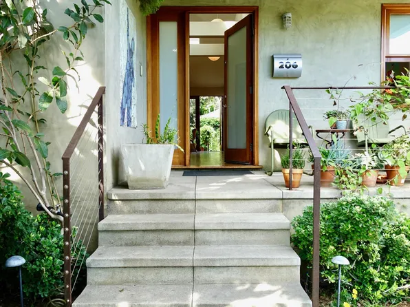 206 Ruth Ave, Venice, CA 90291