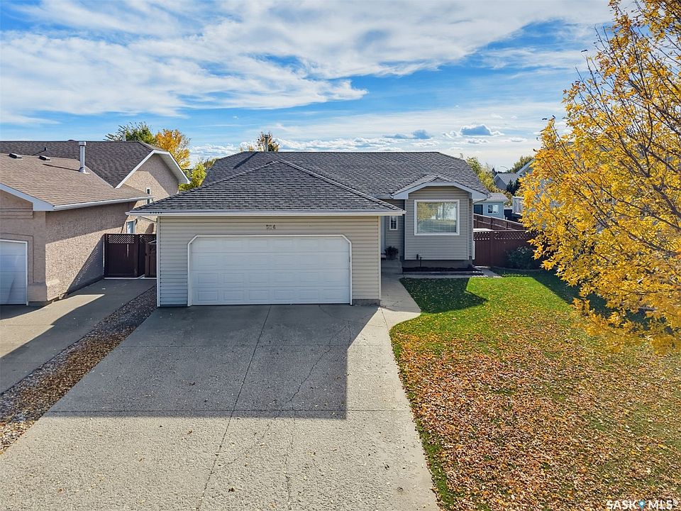1st image of 314 Peterson Crescent