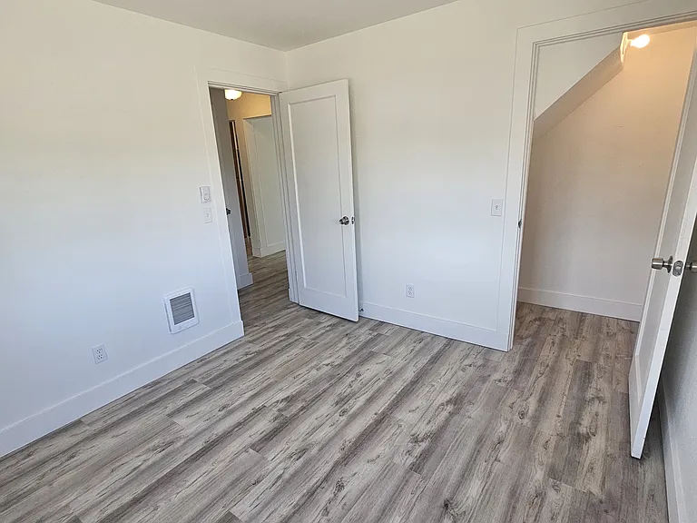 607 S H St — Photo 20